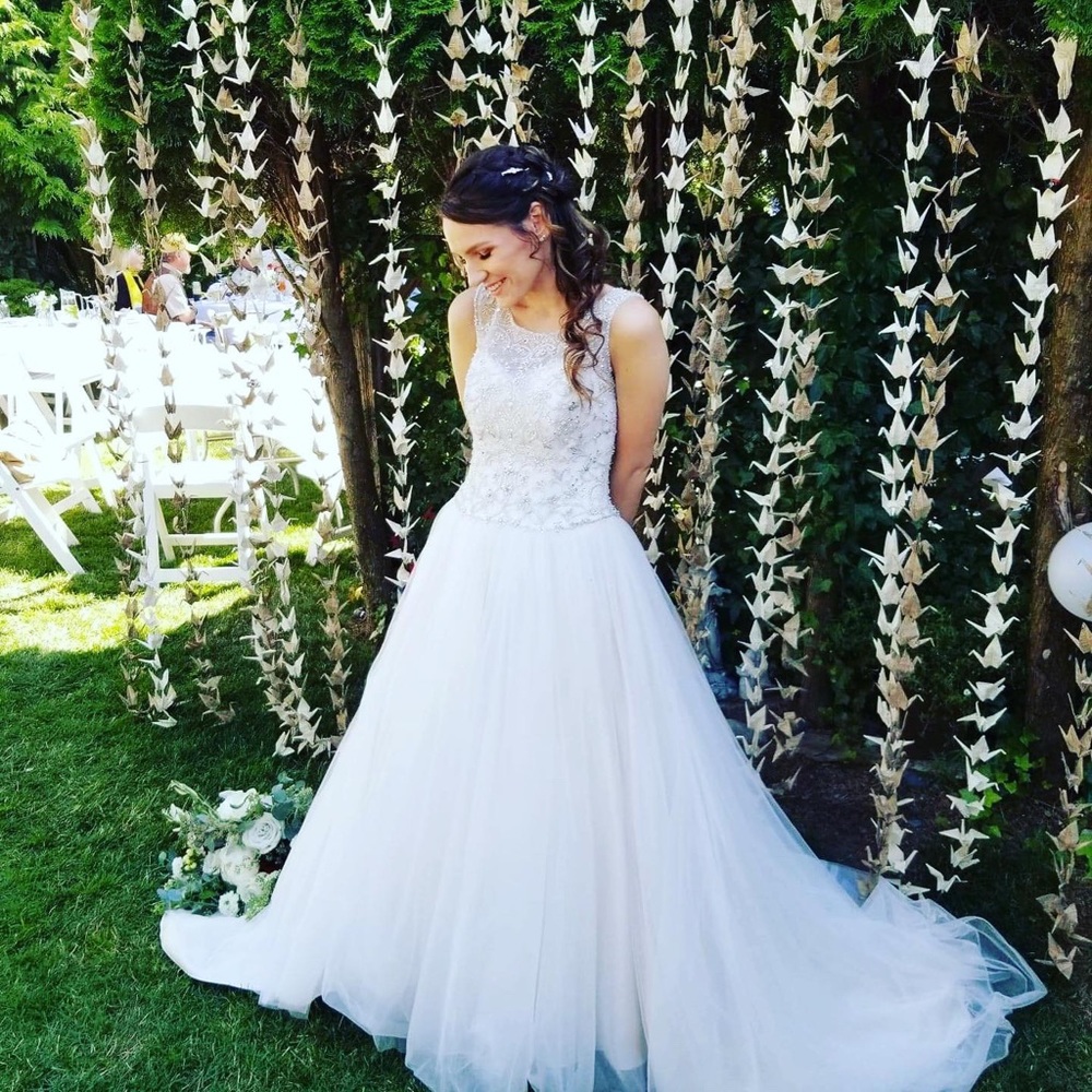 Meet your Posher, Maya